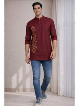 TATTVA - Men Premium Cotton Printed Maroon Straight Short Kurta