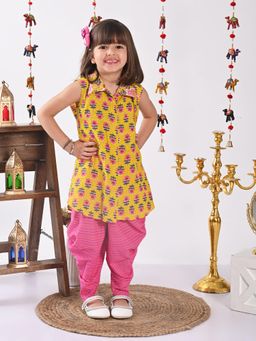 Kinder Kids - Girls Floral Printed Regular Pure Cotton Kurti With Dhoti