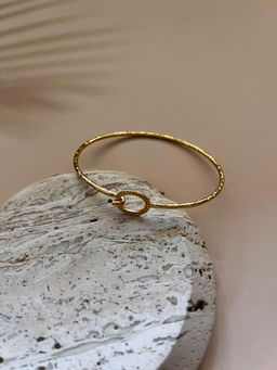 A FINE STORY - Oval Link Cuff