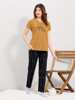 Quira - Womens Printed Regular Fit T-Shirt and Pyjama Mustard