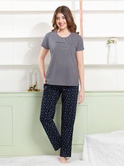 Quira - Womens Printed Regular Fit T-Shirt and Pyjama Grey