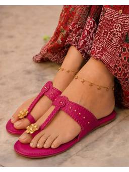 Fizzy Goblet - Women Gulab Pink Kolhapuri Flats