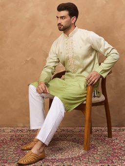 ETHNIC BAY - Men Green Silk Blend Others Embroidered Straight Kurta