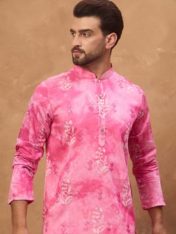 ETHNIC BAY - Men Pink Silk Blend Batik Embroidered Straight Kurta