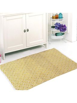 THE HOME TALK - Yellow Weaved Cotton Diamon Design Rectangular Area Rug