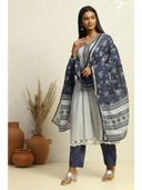 Blue color option, Sold out, Currently selected