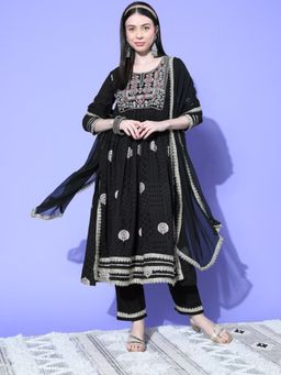 InWeave - Black Nyra Cut Embroidered Kurta with Dupatta (Set of 3)