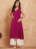 Magenta color option, Sold out, Currently selected