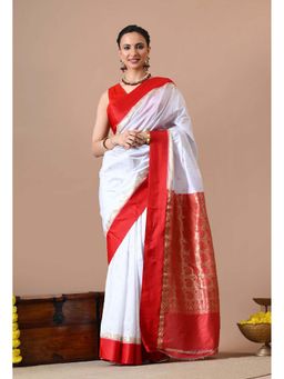 THE WEAVERS SHOP BY RAAVI - White Woven Design Silk Blend Banarasi Saree with Unstitched Blouse