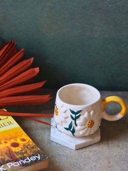 WEAVING HOMES - Daisy Bloom Blue Mug