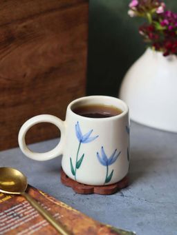 WEAVING HOMES - Blue Blooms Coffee White & Blue Mug
