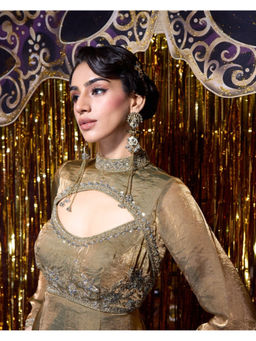 Qunic - The Gilded Relic White Earrings