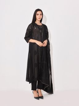 Neelu Sethi - Black Embroidered Kurta and Pant with Dupatta (Set of 3)