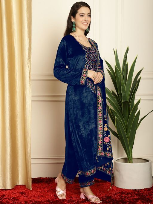 green emerald velvet dress Velvet blue dress with baguette embroidery main image 0