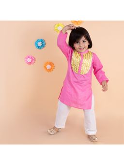 Tiny Pants - Baby Pink Kurta With White Pyjama (Set of 2)