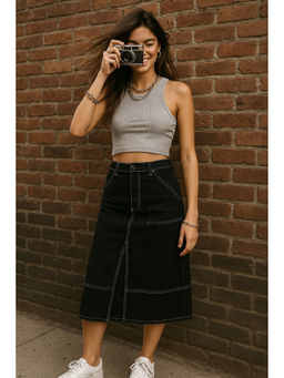 Belliskey - Women Black Regular Fit Denim Below Knee Skirt