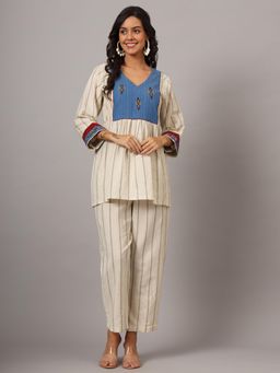 DART STUDIO - Beige Hand embroidered Top