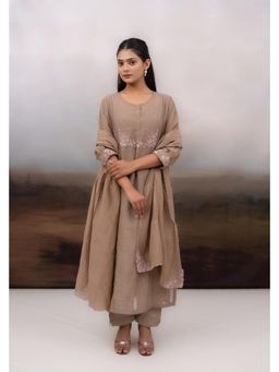 Tatwa Designs - Chiku Beaded Bageecha Brown Kurta with Pant and Dupatta (Set of 3)