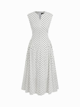 Cider - V-neck Solid Pleated Sleeveless Maxi Dress