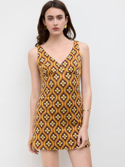 Cider - V-neck Geometric Zipper Mini Dress