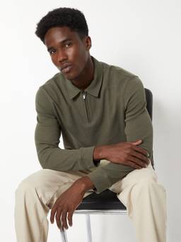 max - Men Textured Polo T-shirt - Olive