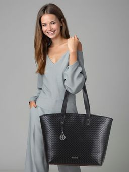 Toteteca - Black Contemporary Shoulder Bag