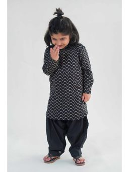 TIBER TABER - Boy Zigzag Pathani - Black (Set of 2)
