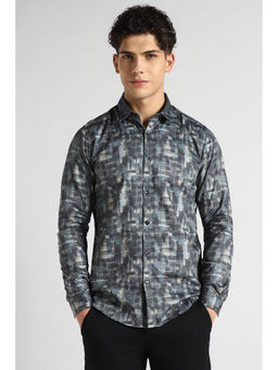 Simon Carter - Grey Shirt