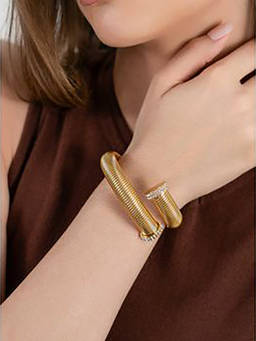 ZAISHA - 18K Gold Plated Fascino Adjustable Cuff