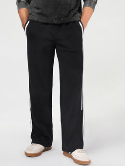 Bewakoof - Men Black Stripes Polycotton Trackpant