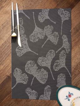 Voncasa - Plastic Black Floral Pattern Placemat Mat Set of 4
