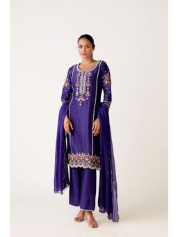 Basanti Kapde aur Koffee - Purple Chanderi Embroidered Kurta with Pant and Dupatta (Set of 3)