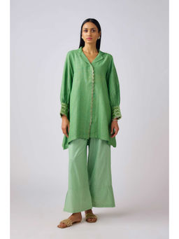 Basanti Kapde aur Koffee - Green Cotton Embroidered Kurta and Pant (Set of 2)
