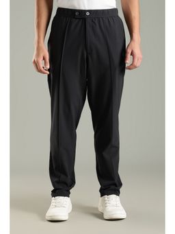 DOMIN8 - Men Black Pintuck Style Track Pant
