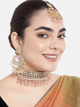 Peora - Gold Plated Kundan Choker Necklace Chandbali Earrings Maangtikka Jewellery Set