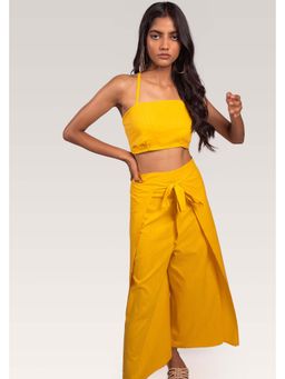 THISISDEHI - Women Yellow Pure Cotton Plain Shoulder Straps Crop Top