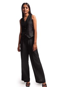 THISISDEHI - Black Linen Blend V-Neck Plain Waistcoat and Pant