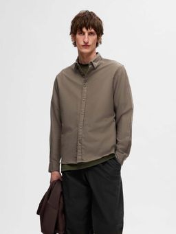 Selected - Men Brown Solid Casual Shirt