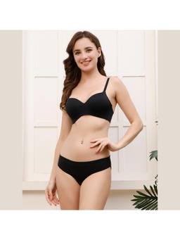 PrettyCat - Womens Black Lightly Padded Non-Wire Seamless T-Shirt Bra with Panty