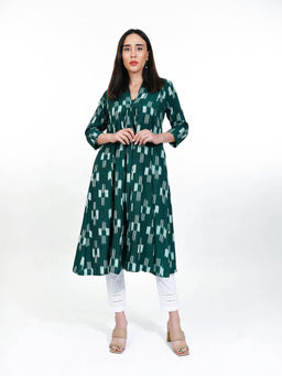 Fabnest - Cotton Handloom Green Ikat V Necked Regular Fit Kurta