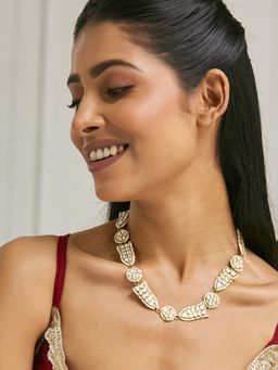 Nuyug - 22K Gold-Plated Regal Kundan Motifs Necklace cum Matha Patti