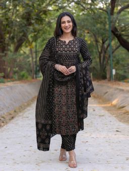 Gahan - Womens Black Rayon Blend Printed Straight Kurta and Pant With Dupatta