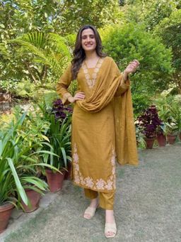 Gahan - Womens Gold Rayon Blend Printed Straight Kurta and Pant With Dupatta