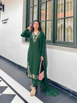 Gahan - Womens Green Rayon Blend Printed Straight Kurta and Pant With Dupatta