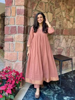 Gahan - Womens Peach Rayon Blend Solid Anarkali Kurta With Pant