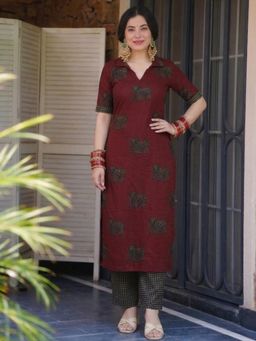 Gahan - Womens Red Rayon Blend Printed Straight Kurta With Pant