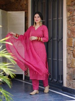 Gahan - Womens Pink Rayon Blend Printed Straight Kurta Pant With Dupatta and Pant