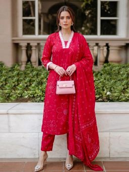 Gahan - Womens Pink Rayon Blend Solid straight Kurta and Pant With Dupatta