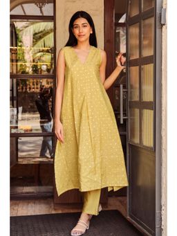 Gahan - Womens Viscose Rayon Straight Printed Kurta with Pant