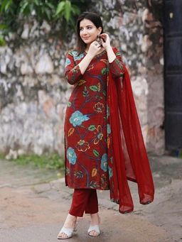 Gahan - Womens Red Rayon Blend Printed Straight Kurta Pant With Dupatta and Pant